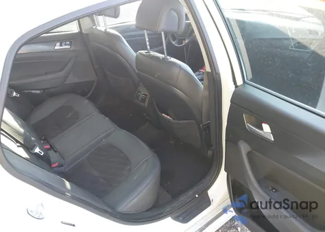 2016 Hyundai Sonata Sport z USA, uszkodzony, nr VIN 5NPE34AF2GH307335